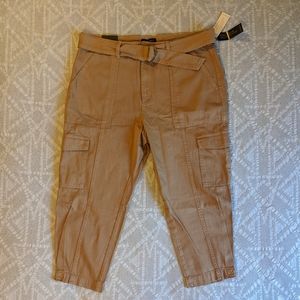 Banana Republic Petite Tan/Iced Latte Belted Tapered Utility Pants - NWT